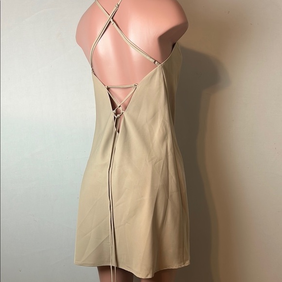 Le Lis Collection Mini Dress Ivory Tie Strap Medium L New - Picture 11 of 14